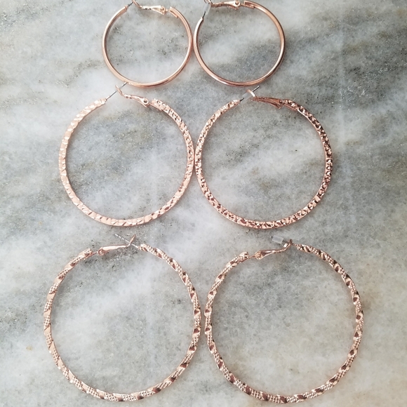 everrealli Jewelry - NEW Rose Gold Tone Bundle of 3 Hoop Earrings